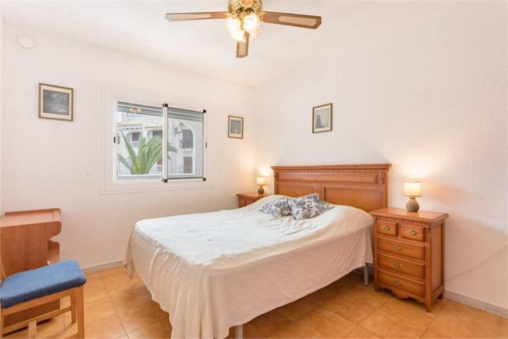 Beautiful Apartment With 2 Bedrooms Close To Beach 또레비에하 외부 사진