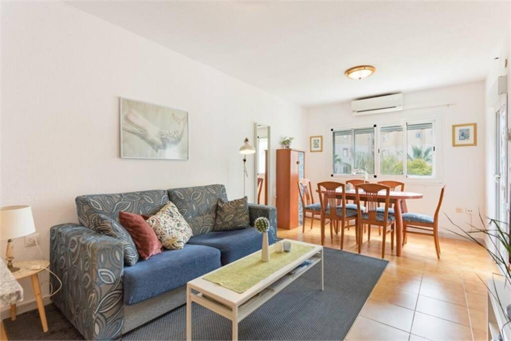 Beautiful Apartment With 2 Bedrooms Close To Beach 또레비에하 외부 사진