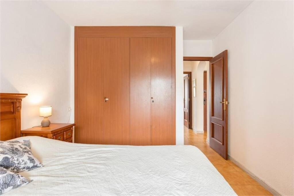 Beautiful Apartment With 2 Bedrooms Close To Beach 또레비에하 외부 사진